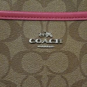 👜🎀Authentic Coach Crossbody Pink & Brown👜🎀